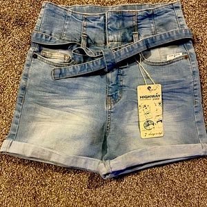 Highway Belted Jean Shorts size 5 NWT